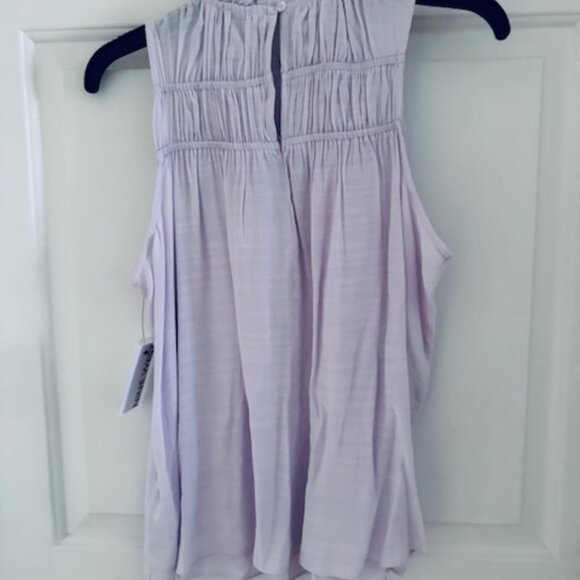 Nine West High Neck Smocked Shell Lavender Sleeveless Blouse Size Small NWT - Picture 5 of 7
